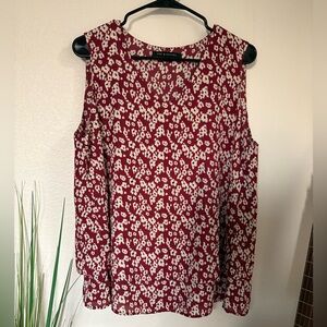 Zac & Rachel Burgundy and White Floral Blouse